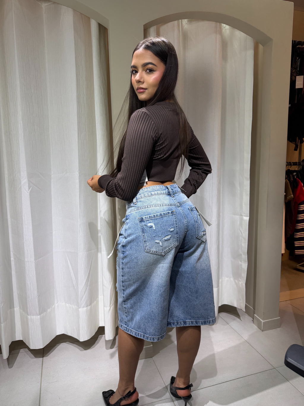 Bermuda Jean Rotos